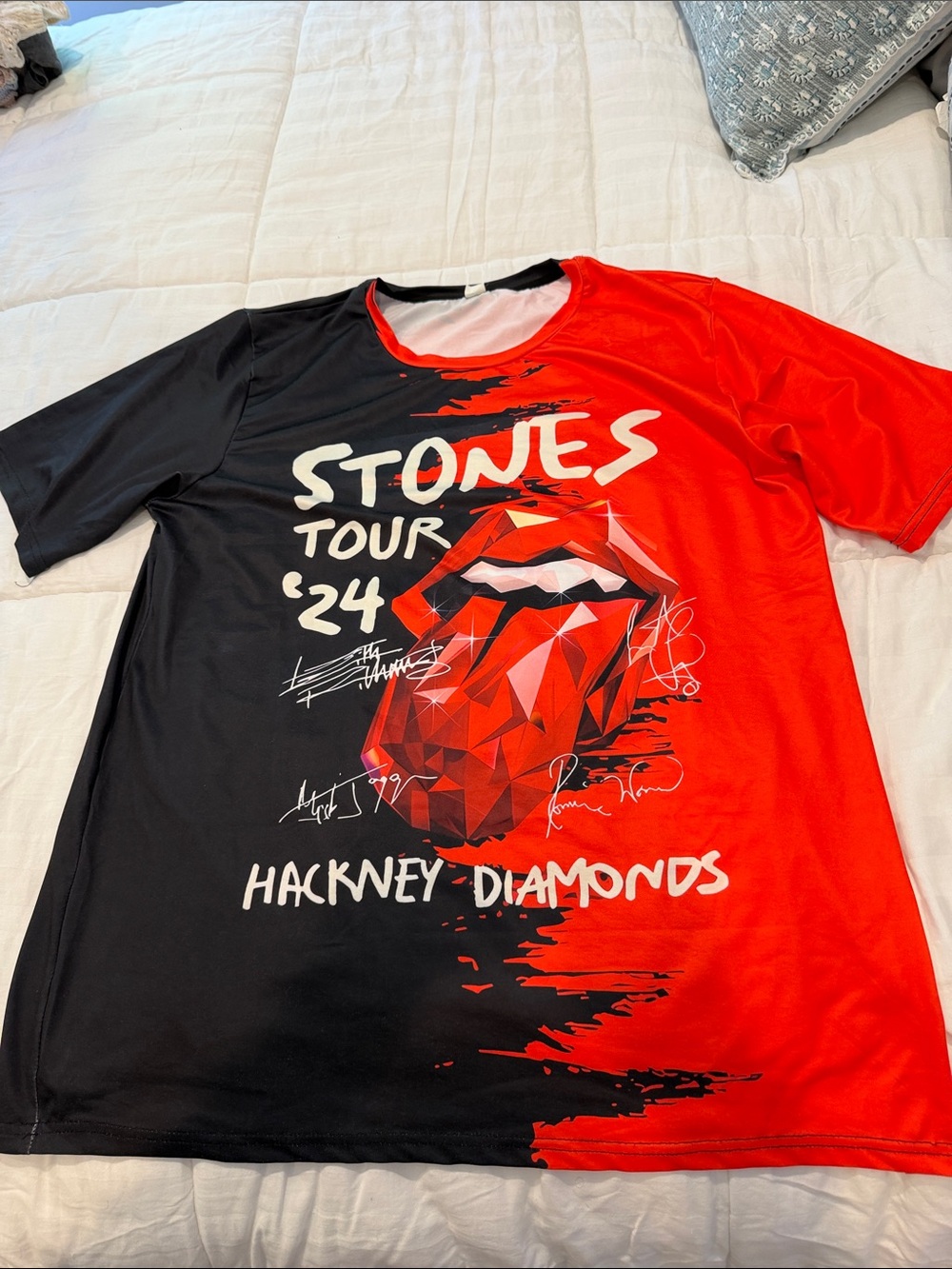 Stones Tour '24 Hackney Diamonds Graphic Tee - Red & Black, size large
